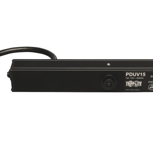 PDU Tripp Lite Básico Monofásico 1.4kW 120V 14 Tomacorrientes NEMA 5-15R Entrada NEMA 5-15P Instalación Vertical 4.57m