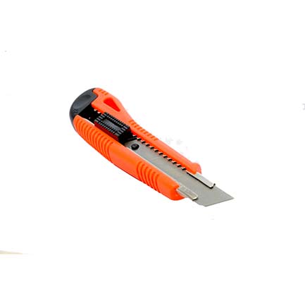 Cutter celica grande guía metalica 17cms/navaja 18mm