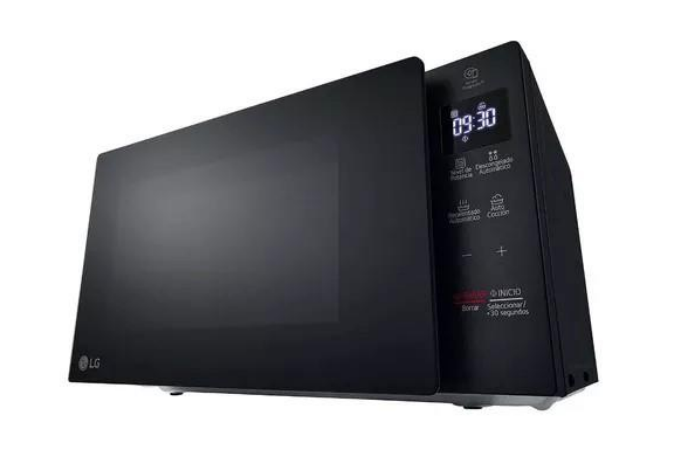 Horno Microondas LG NeoChef Slim 0.7 pies EasyClean Negro