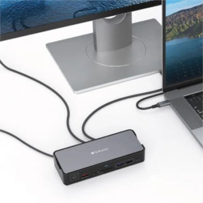 Docking Verbatim Carcasa SSD USB-C Pro 15 en 1 Suministro Eléctrico 80W Color Negro