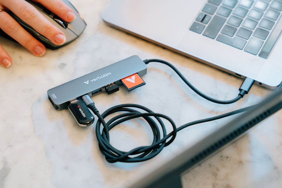 Hub Verbatim Multipuerto USB-C - 7 puertos 100W