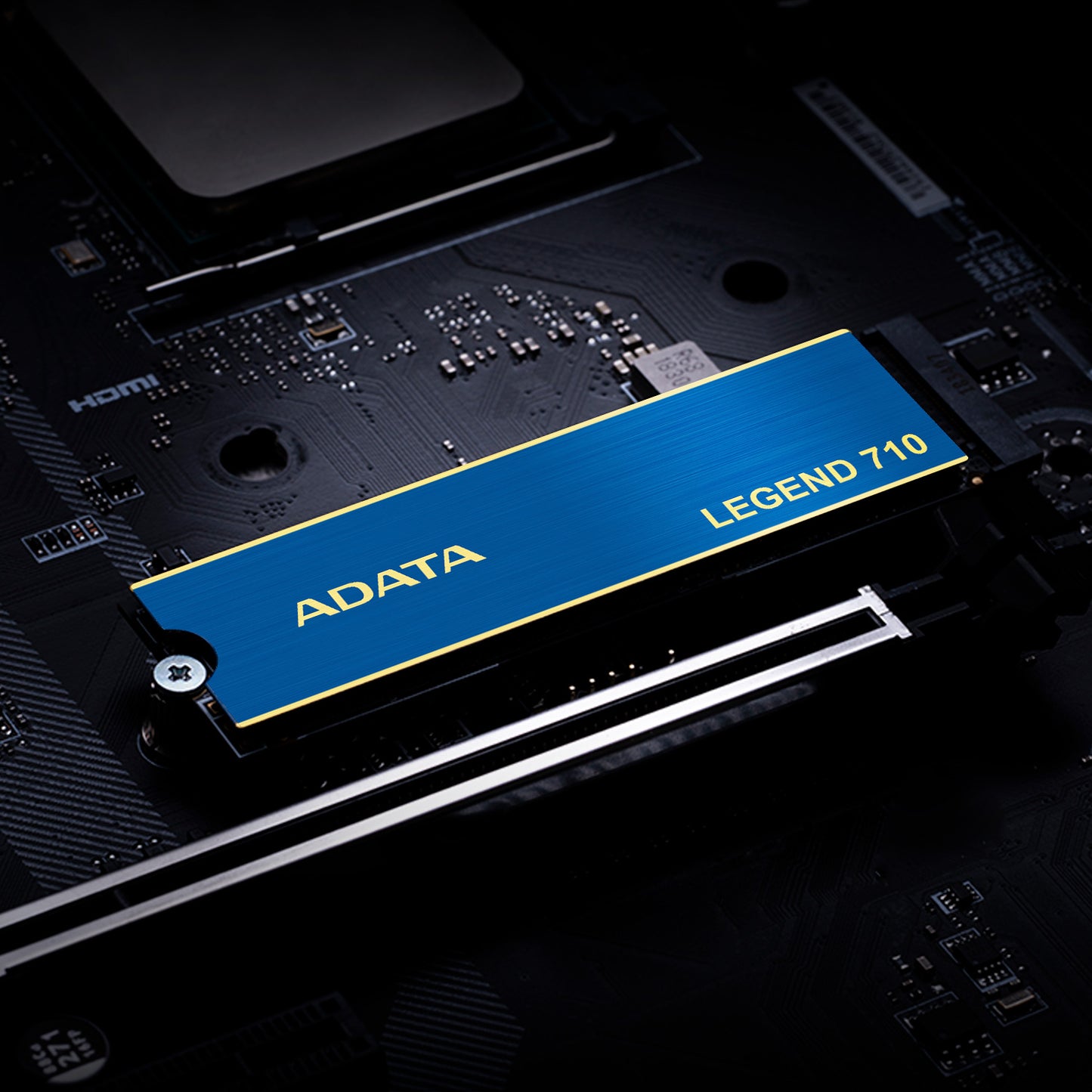 Unidad de Estado Solido SSD Adata 1TB M.2 Nvme 1800 MB/s Escritura 2400 MB/s Lectura PCI Express 3.0