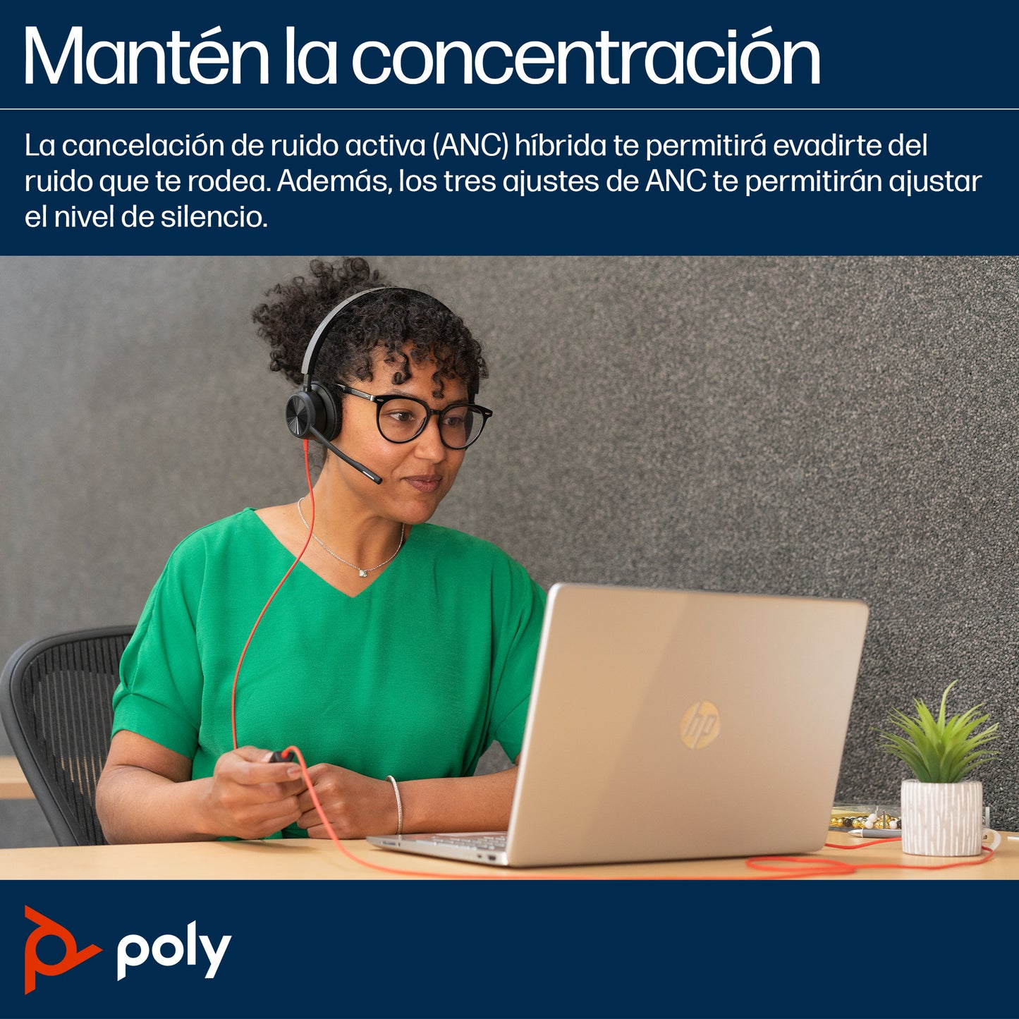 Poly Auriculares estéreo USB-C Blackwire 8225 + Adaptador USB-C/A