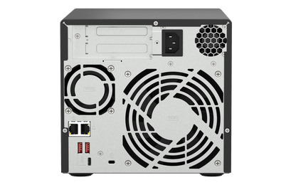 Unidad NAS QNAP CPU Ryzen V1500B Quad Core 2.2Ghz 8GB RAM RJ45 10GbE  4 Bahias 3.5 Hasta 24TB Linux Sin Discos